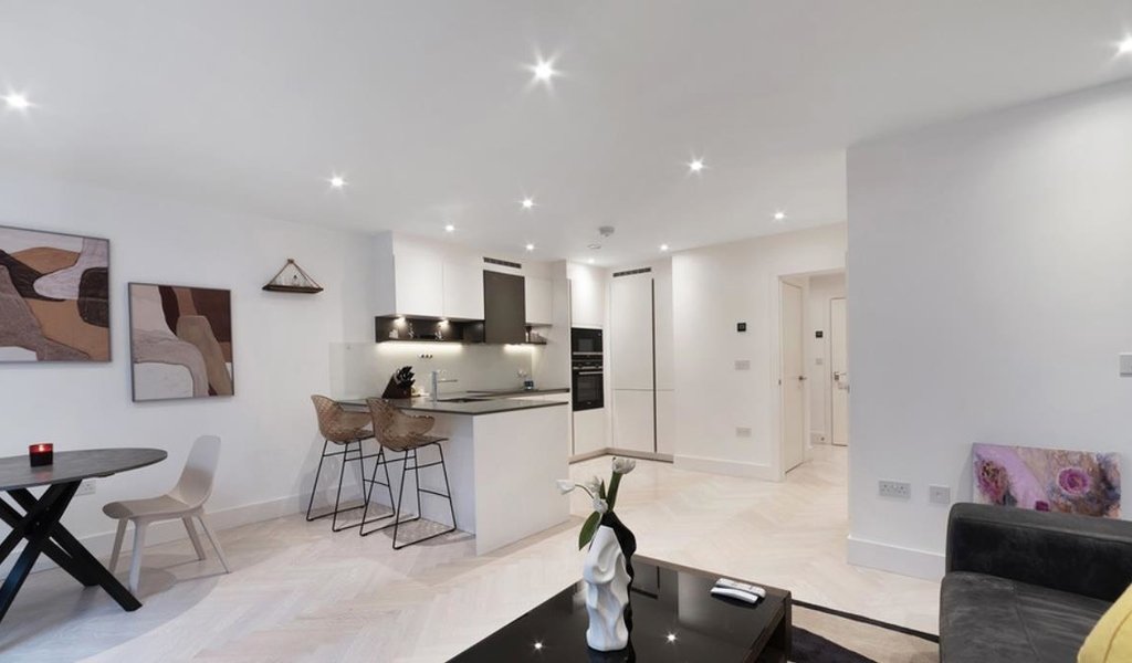 Sterling Way, London