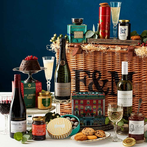 Fortnum & Mason Christmas food hamper, image courtesy of Fortnum & Mason fortnum and mason christmas hamper
